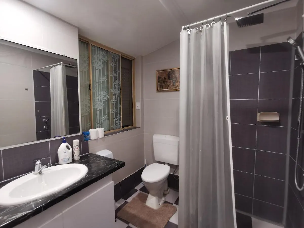 Entire House With 4 Bedrooms Fully Air Conditioned Perth 0*,
