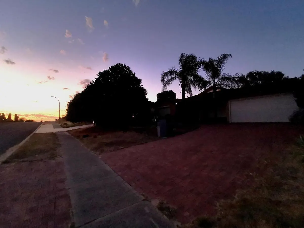 Сasa de vacaciones Entire House With 4 Bedrooms Fully Air Conditioned Perth